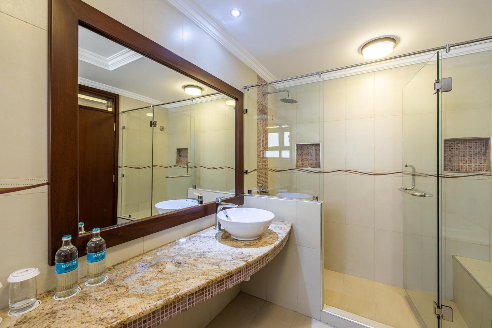 Enashipai Resort & Spa Naivasha Kültér fotó